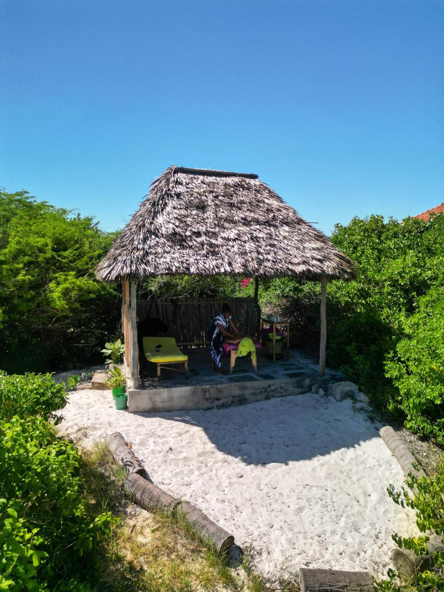 Watamu Beach Cottages B&B Экстерьер фото