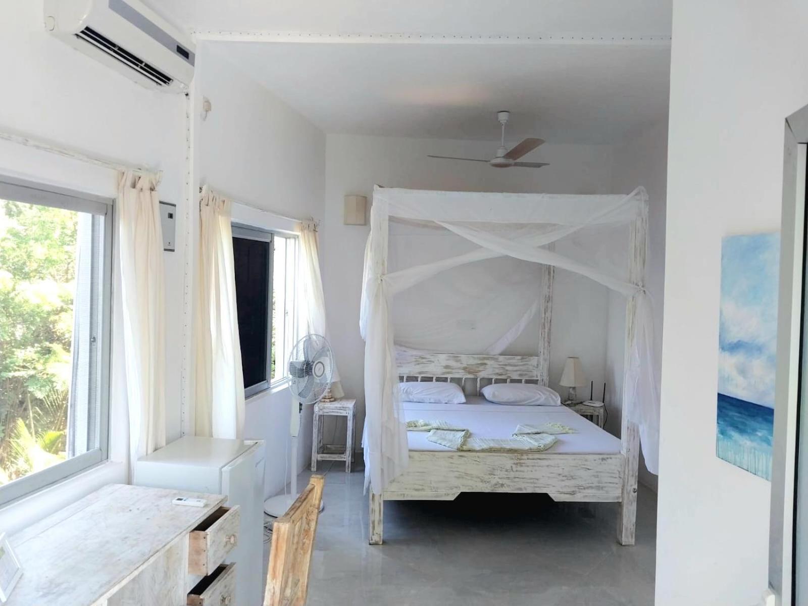 Watamu Beach Cottages B&B Экстерьер фото